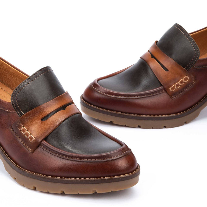 Llanes Heeled Loafer